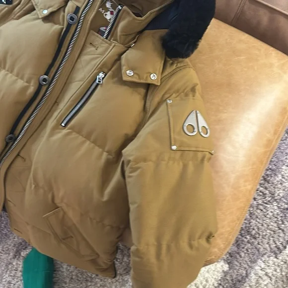 Moose Knuckles Men’s coat